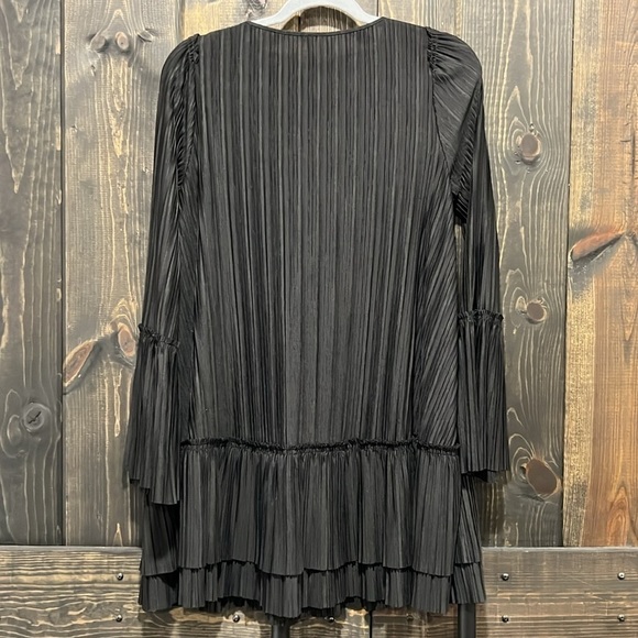 Free People Can’t Help It Mini Dress XS Black Oversized Flared Polyester Boho - Picture 8 of 12